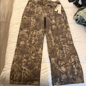 No Boundaries Camouflage Cargo Pants
